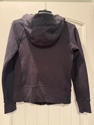 Lululemon Scuba Full Zip Regular Length Size 6 thumbnail 4