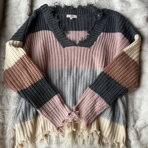Entro Sweater thumbnail 2