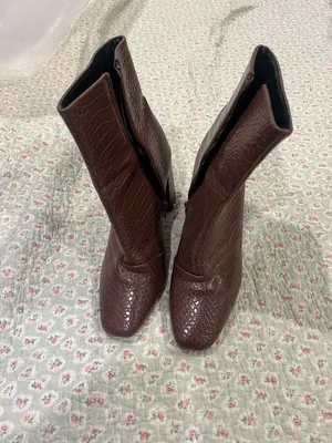 Women's Brown Croc-Embossed High Heel Ankle Boots thumbnail 2