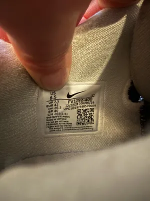 Nike Volleyball/Basketball Shoes thumbnail 3