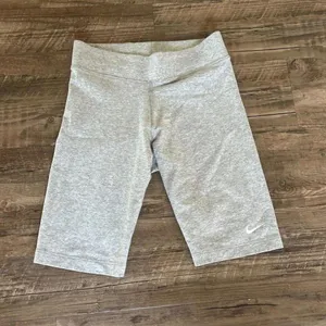 Nike Women's Activewear Workout Biker Athletic Shorts Size Small thumbnail 6