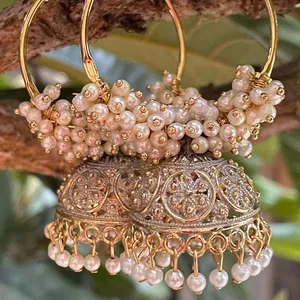Earrings thumbnail 2
