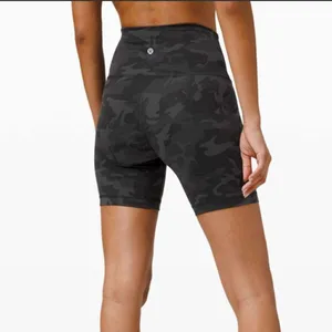 Lululemon Wunder Under Train Short 6” Incognito Camo thumbnail 2