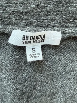 BB Dakota/Steve Madden Women's Gray Cardigan Sweater - size S thumbnail 4
