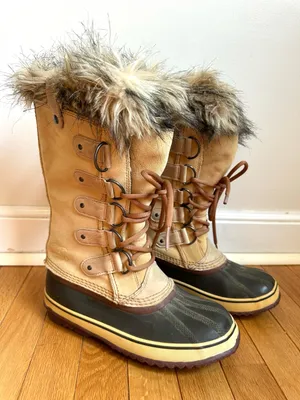Sorel Joan of Arctic Waterproof Lace Up Boot Womens 8 Suede Tan Black thumbnail 1