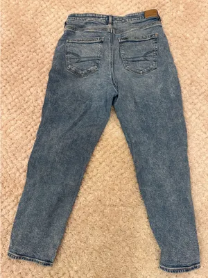 American Eagle Outfitters Strigid Mom Jeans thumbnail 2