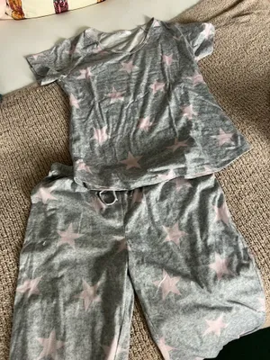 Amazon Ekouaer grey star print pajama set Size M #loungewear #cozy thumbnail 1