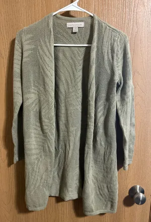 Laura Ashley sweater thumbnail 1