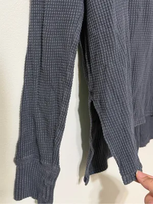OFFLINE By Aerie Wow! Waffle Henley Long Sleeve Top size small gray thumbnail 5