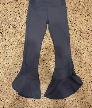 Free People Movement Starlight Pant Legging Stretch Ruffle Crop Hem Small SP thumbnail 6