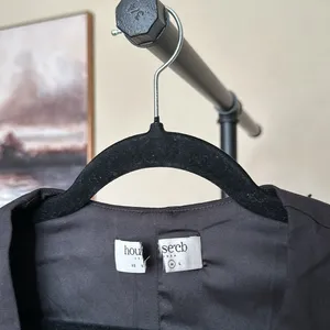JULIET House of CB BLACK SLEEVELESS TUXEDO TOP‎ USD $139 size M vest thumbnail 4