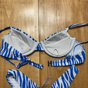 Blue‎ White Zebra Print Bikini Set Underwire High Cut Thong Swimsuit Small thumbnail 5