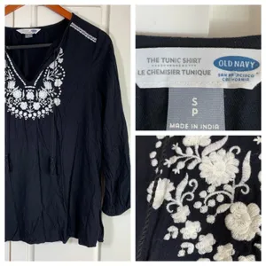Old Navy Womens Black Embroidered Tunic Shirt Long Sleeve V Neck‎ Size S thumbnail 9