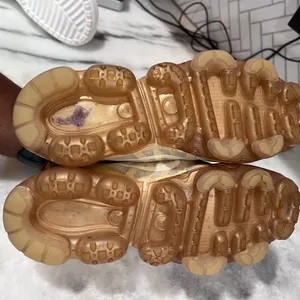 Nike Air Vapormax 2019 AR6632-101 Women’s Size 8.5 Beige Gold White Running Shoe thumbnail 9