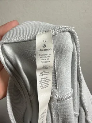 Lululemon Every Moment Pant 26" Size 8 thumbnail 7