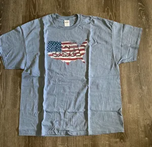 Gildan Short Sleeve Tshirt Size 2XL Tee thumbnail 1