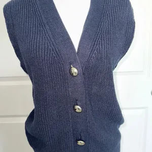 H&M Button-Up Sweater Vest thumbnail 2