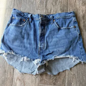 Levi’s Shorts 501 thumbnail 1