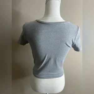 NWT wild fable gray crop t shirt medium thumbnail 7