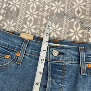 NWT Levi's Women's Wedgie‎ Straight HighRise Stretch Jeans Size 32 x 28 thumbnail 10