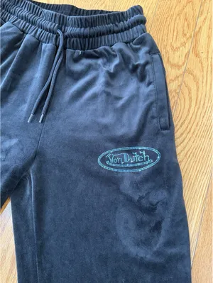 Size Small VonDutch Sweatpants, Black Velour Wide Leg Us 4-6 ( womens) thumbnail 4
