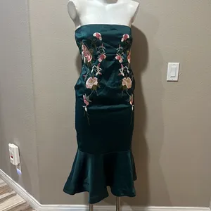 Lulumari green strapless dress thumbnail 2