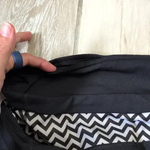 Gap Body Capri Leggings | Gap Body Leggings Capris | Gap Chevron Waist Capris thumbnail 4