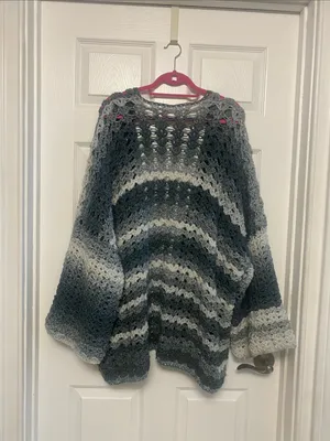 Handcrafted oversized Crochet Cardigan Granny Stitch Wide Sleeve gray ombré thumbnail 6