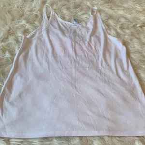 Brand New Never Worn White Pink and Silver Alpha Phi Hear Tank Top Size Small thumbnail 6