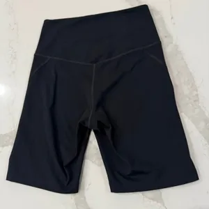 Girlfriend Collective High Rise Bike Shorts Women's Small Black Workout Cycling thumbnail 6