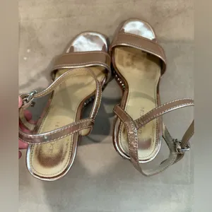 Coach Gold Women's Sandals‎ Heels Size 7.5 B thumbnail 6
