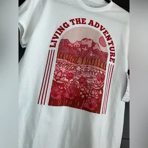 STARS ALIGN “Living The Adventure” 100% Cotton Tee Unisex T-Shirt Adult Sz M NWT thumbnail 2