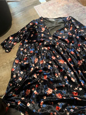 Natural Life Stella V-Neck Mini Black Velvet Vintage Floral Dress Boho Sz M thumbnail 11