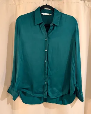 Zara Emerald Green Satin Button-Down Shirt thumbnail 1