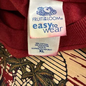 Fruit-of-the-loom Women's Burgundy and Red T-shirt thumbnail 4