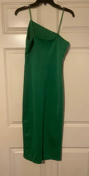 Green Dress Size M thumbnail 1