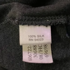 Banana Republic Silk Blouse Womens L Used Dark Gray thumbnail 6