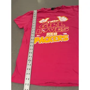 Gildan Girl Loves Her Packers T Shirt‎ Pink Football Fan Womens small medium thumbnail 2