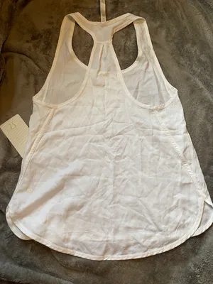 Lululemon Cropped Tank thumbnail 2