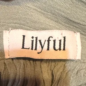 Lilyful Maxi Dress Women Small Sage Green Excellent Tie Back Crinkle Gauze D5756 thumbnail 4