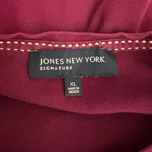Jones New York Signature Long Sleeve Shirt Size XL Purple Cotton Crewneck thumbnail 4