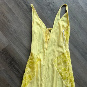 Lulus Julissa Light Yellow Embroidered Tie-Back Maxi Dress thumbnail 8