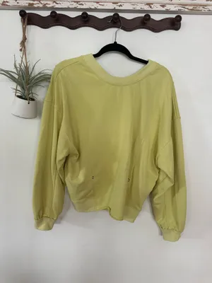 Buckle Bucketlist Boutique crossed reversible pullover thumbnail 2