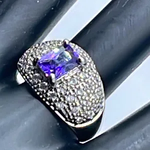 Boutique Silver plated & amethyst ring size 9. thumbnail 2