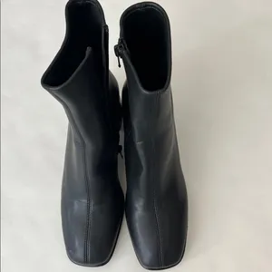 Jeffrey Campbell Troye Square Toe Soft Low Heel Boot Bootie Black Size 6.5 $150 thumbnail 5