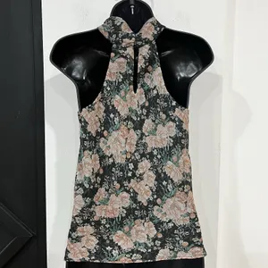 Heartloom Black Floral Halter Top Size Small Lined thumbnail 4