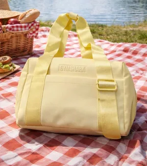 Gymshark Women’s Refresh Yellow Everyday Mini Gym Bag Pastel Yellow NEW thumbnail 1