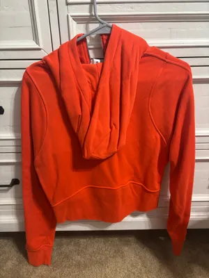 Lululemon sweatshirt thumbnail 2