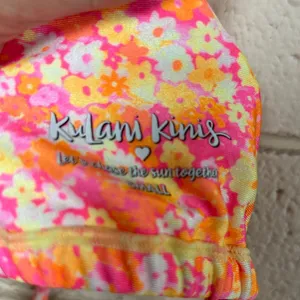 Kulani Kinis Floral Triangle Bikini Top size S NWT thumbnail 3