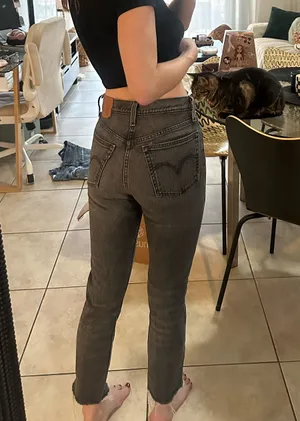 Levi’s 501 s washed black cropped high rise jeans thumbnail 3